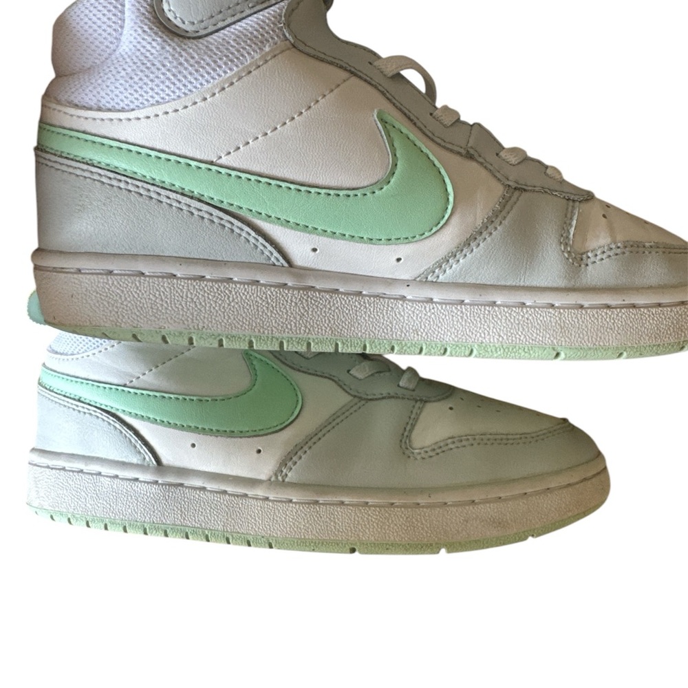 Nike Green and White High-Top Sneakers